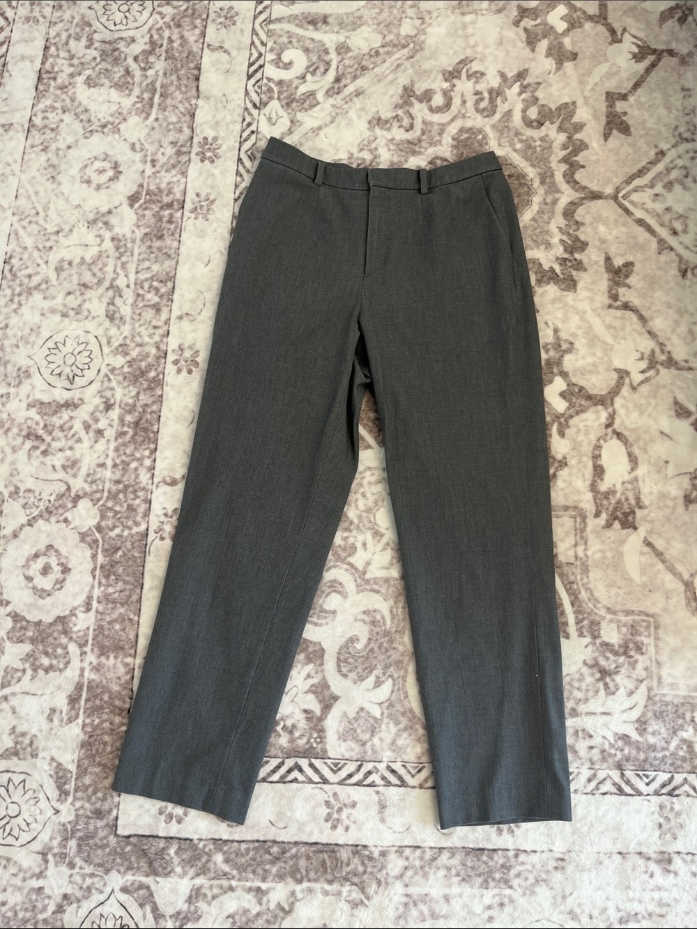 Uniqlo Women's Straight Dress Pants in Dark Gray